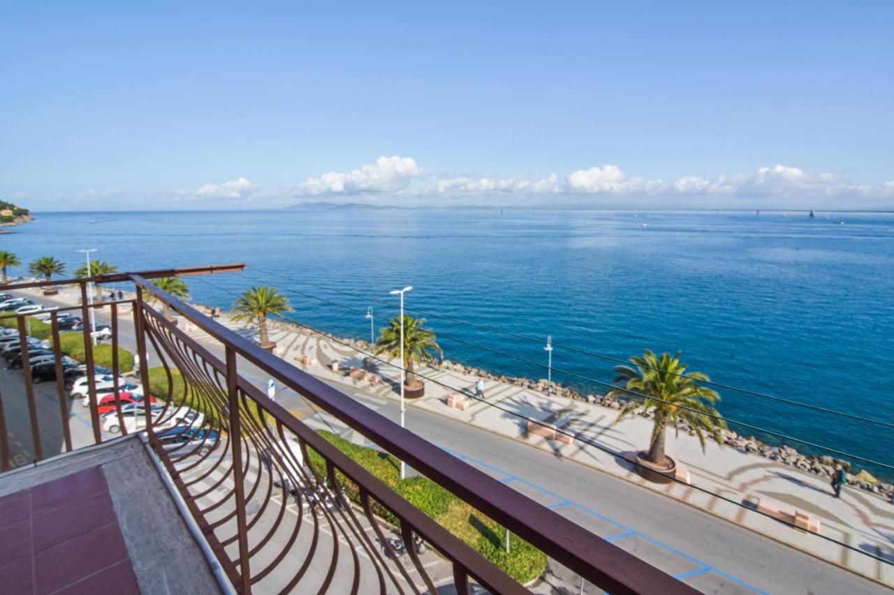 Seaside Haven: Porto Santo Stefano Apartment with Beach Access Exterior photo